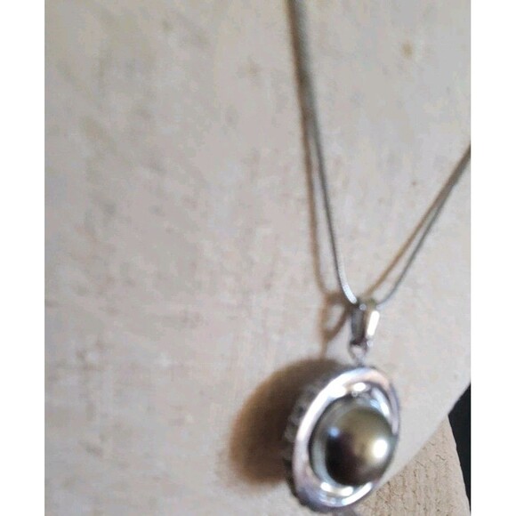 Swarovski Triple Strand Pendant Faux Pearl Crystal Necklace Swan Signed - Picture 4 of 10